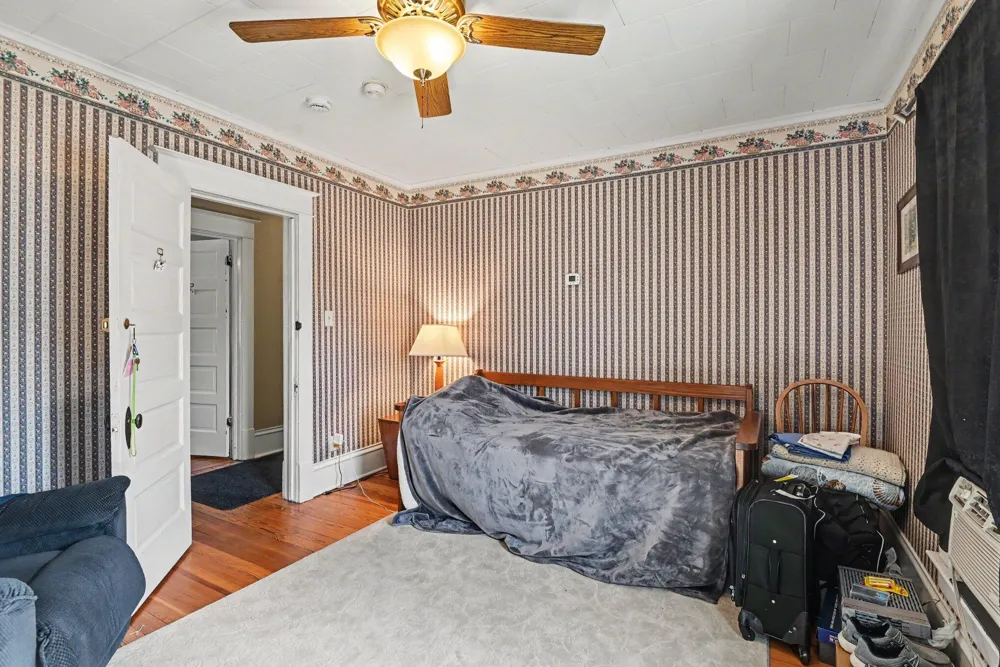 309 Michigan Avenue South Haven City, MI 49090