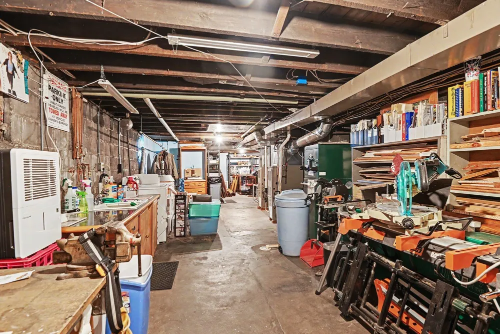 309 Michigan Avenue South Haven City, MI 49090