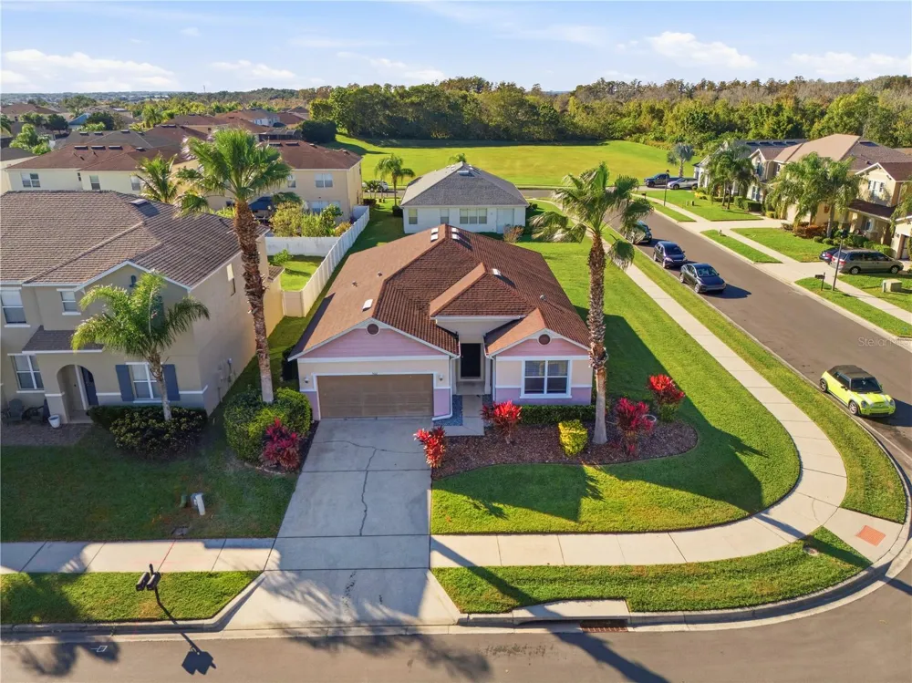 502 FIRST CAPE CORAL DR Winter Garden, FL 34787