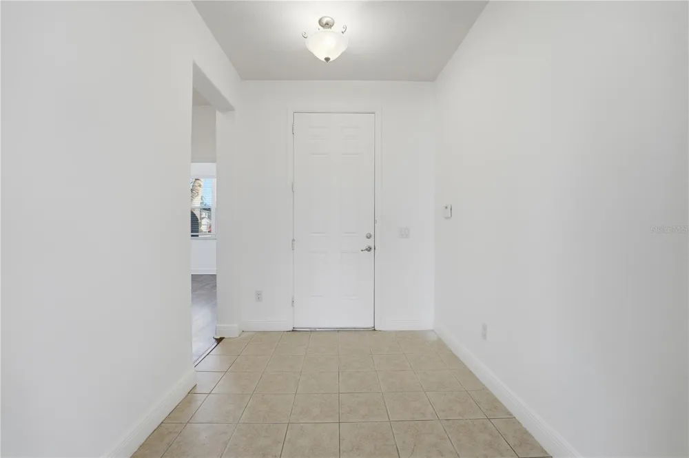 502 FIRST CAPE CORAL DR Winter Garden, FL 34787