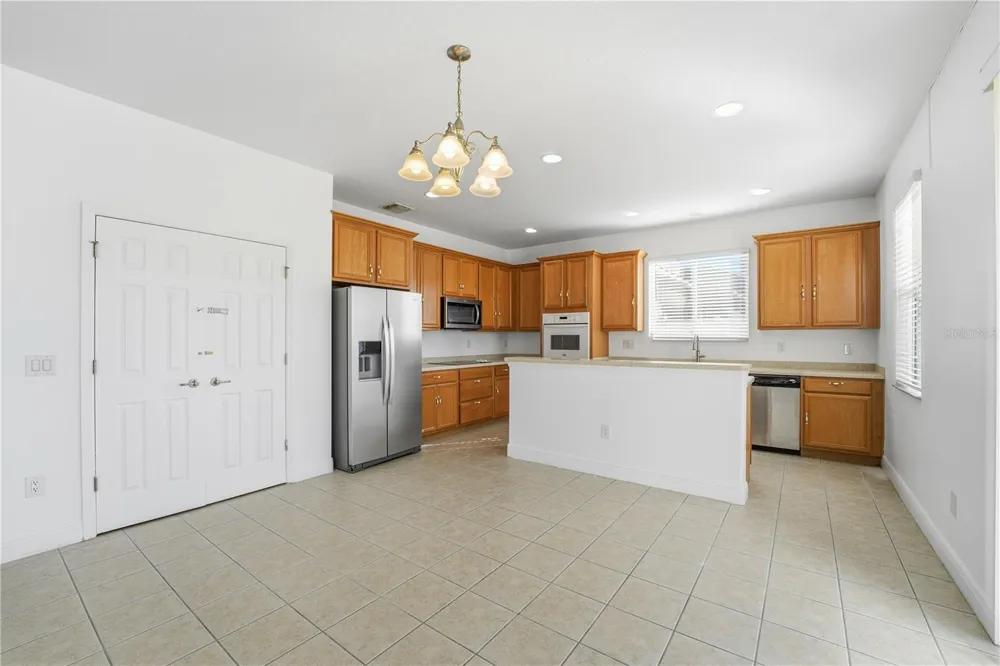 502 FIRST CAPE CORAL DR Winter Garden, FL 34787
