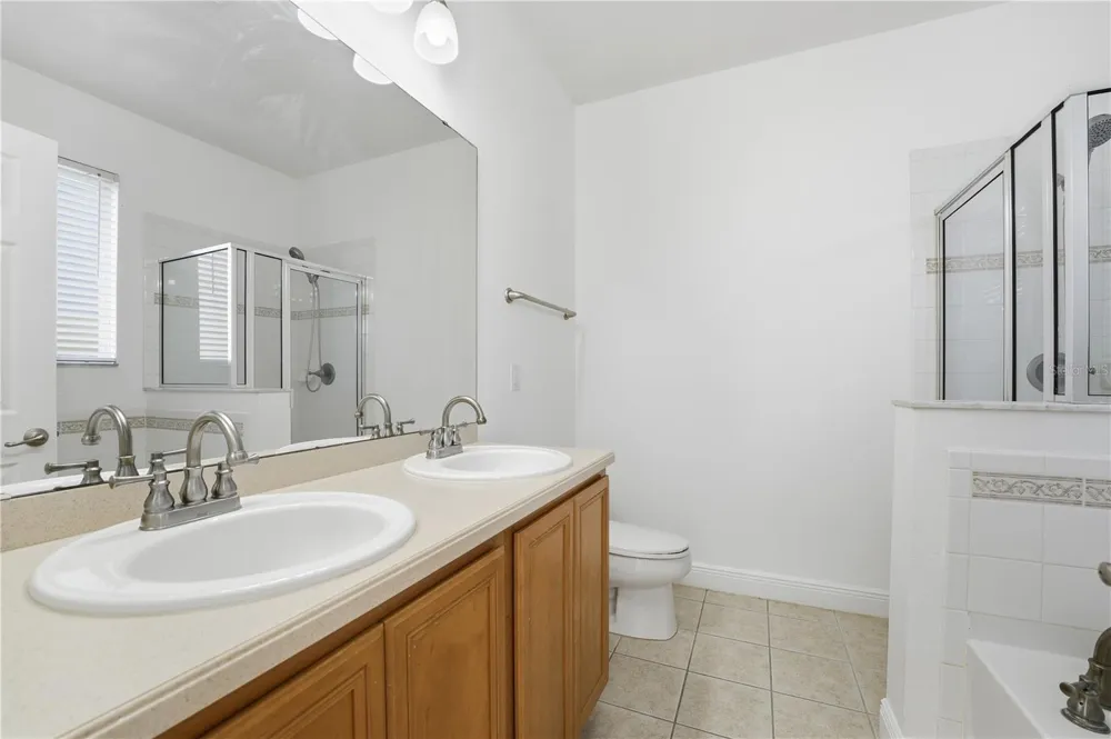 502 FIRST CAPE CORAL DR Winter Garden, FL 34787
