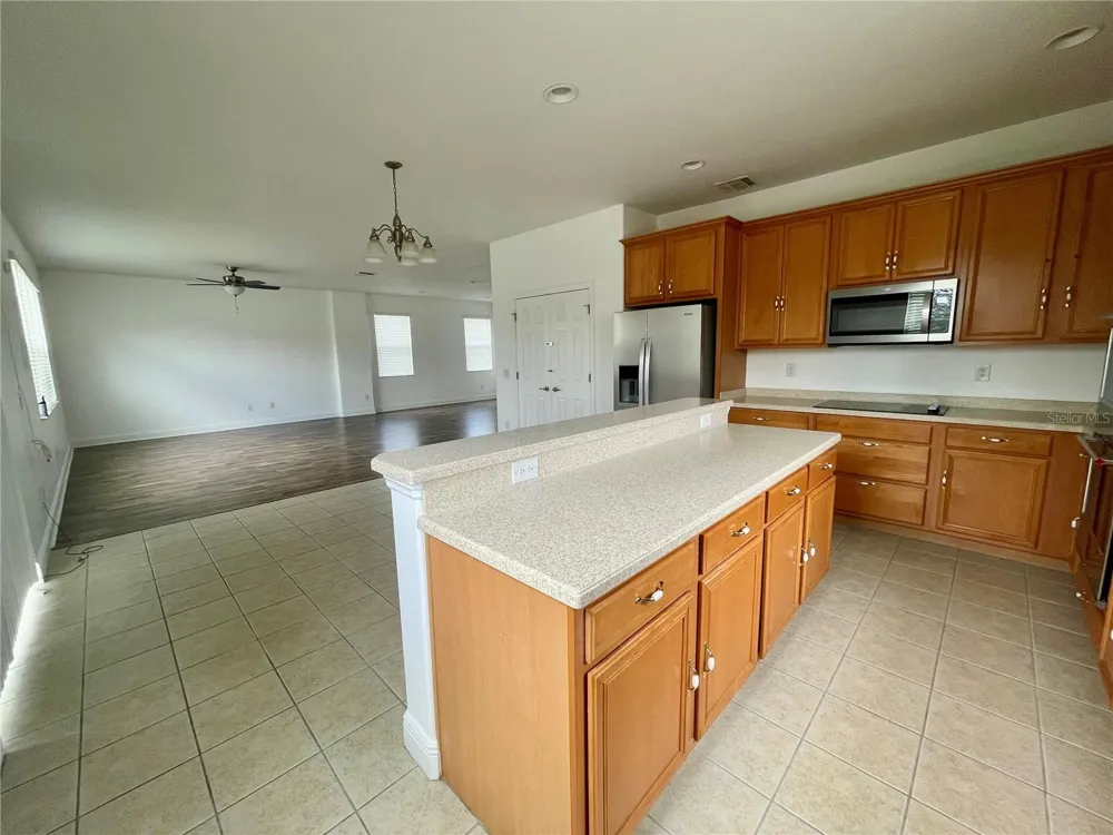 502 FIRST CAPE CORAL DR Winter Garden, FL 34787