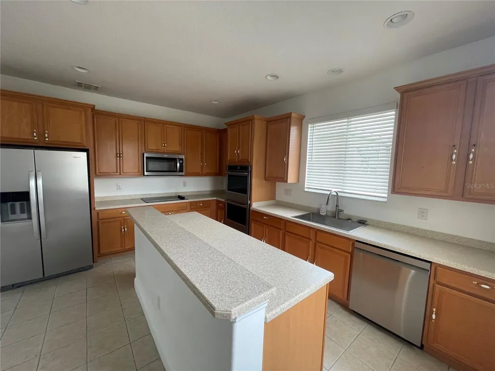 502 FIRST CAPE CORAL DR Winter Garden, FL 34787