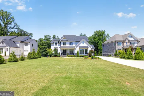 3528 N Bogan RD