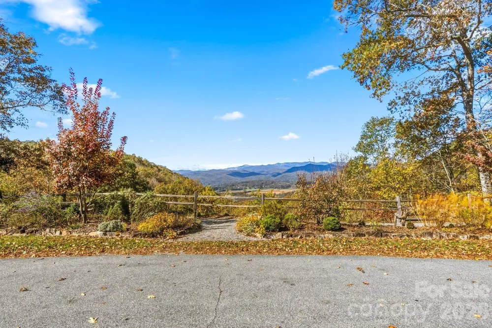 4583 Connestee Trail Brevard, NC 28712