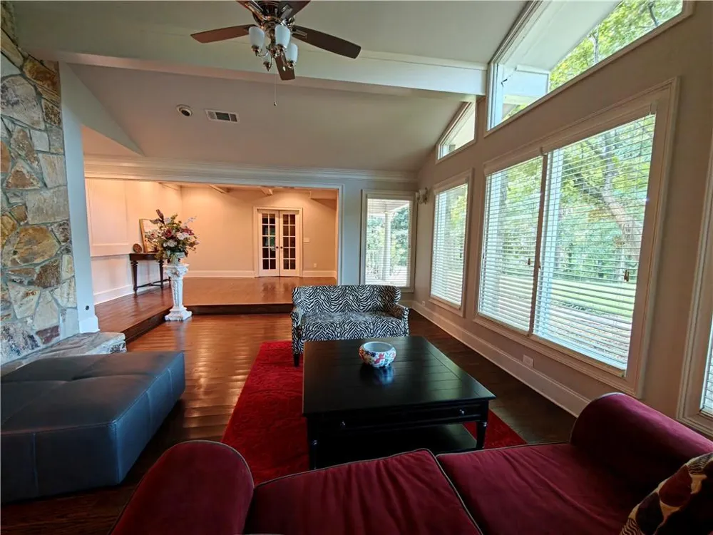 250 Cagle Road Roswell, GA 30075