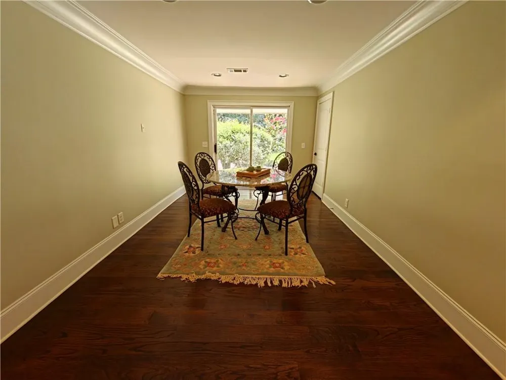 250 Cagle Road Roswell, GA 30075