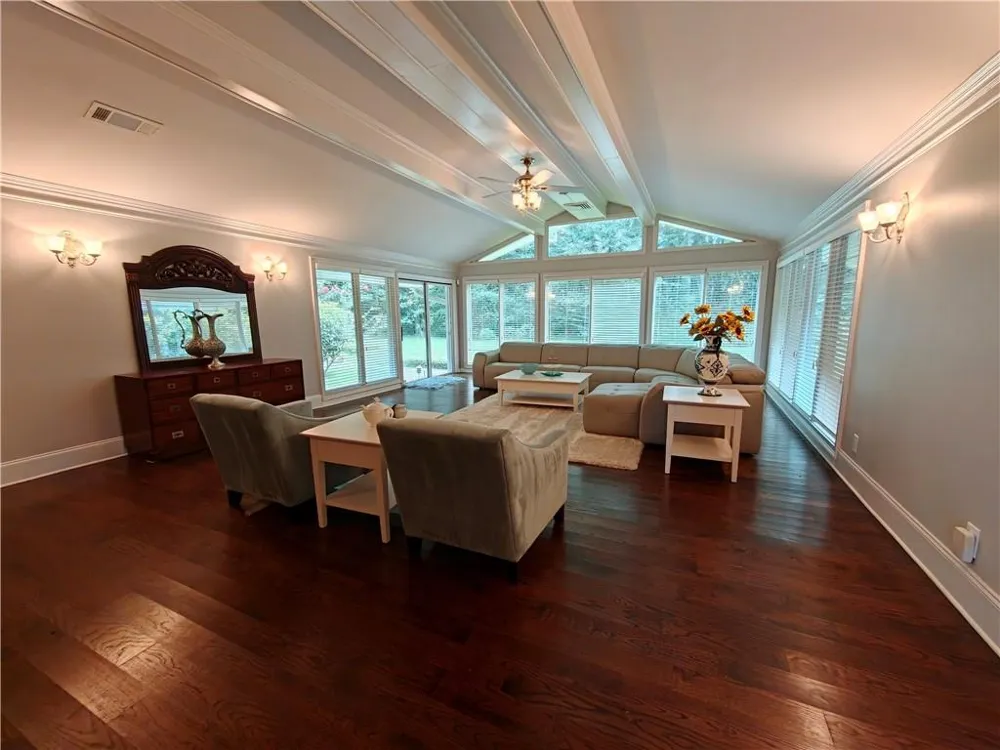250 Cagle Road Roswell, GA 30075