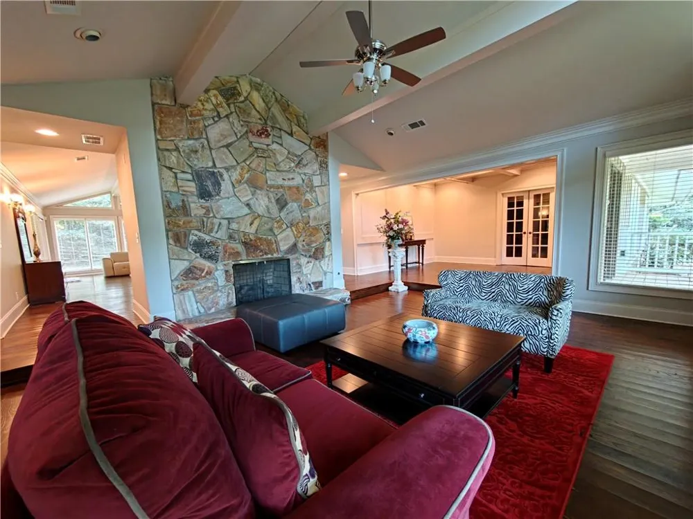 250 Cagle Road Roswell, GA 30075