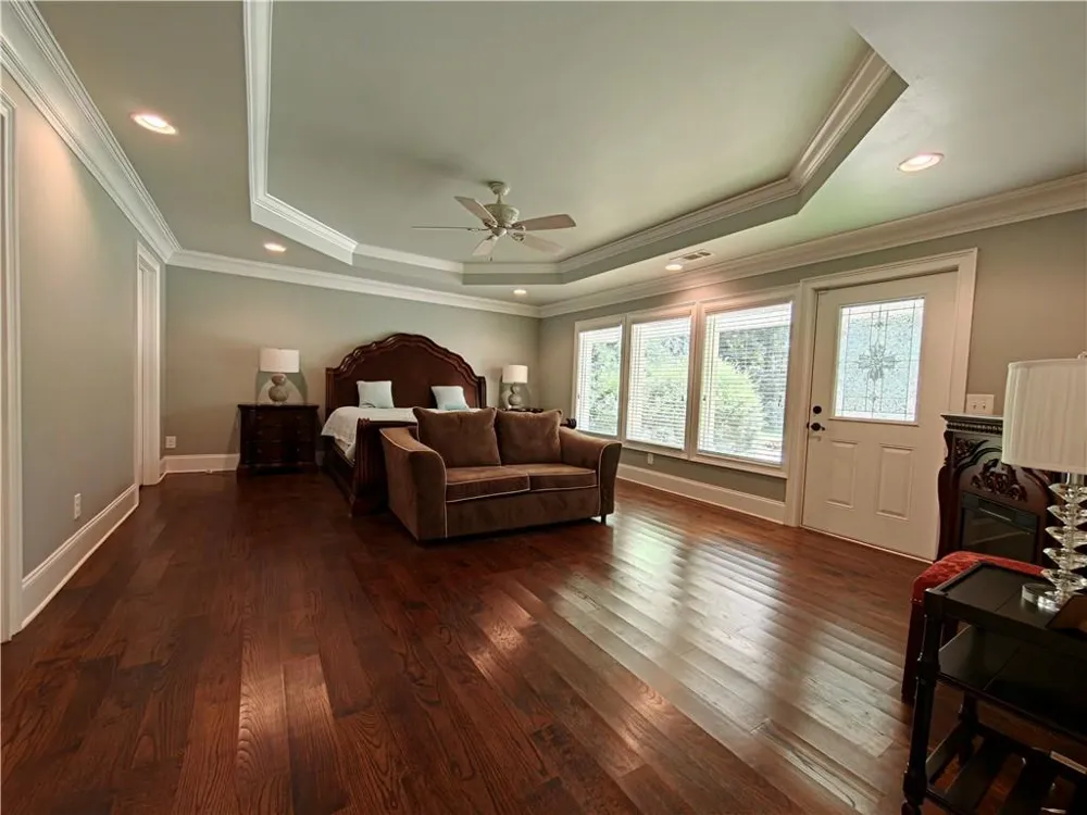250 Cagle Road Roswell, GA 30075