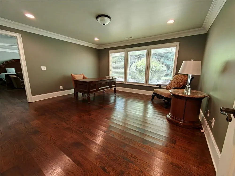 250 Cagle Road Roswell, GA 30075