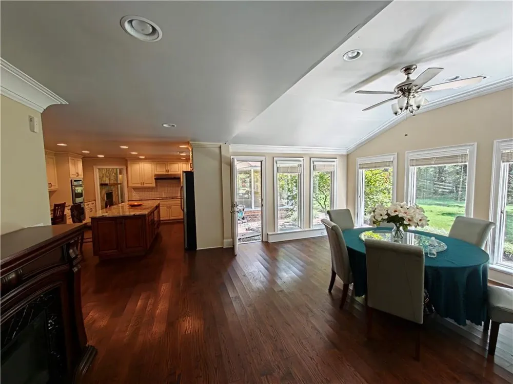 250 Cagle Road Roswell, GA 30075