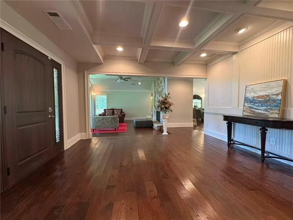 250 Cagle Road Roswell, GA 30075