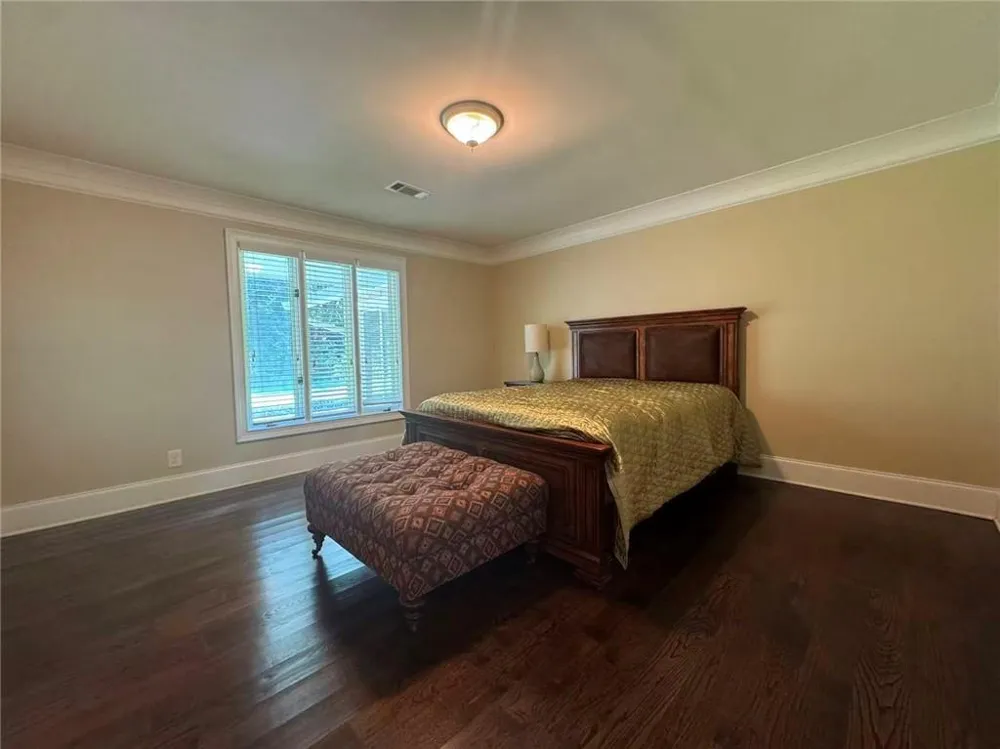 250 Cagle Road Roswell, GA 30075