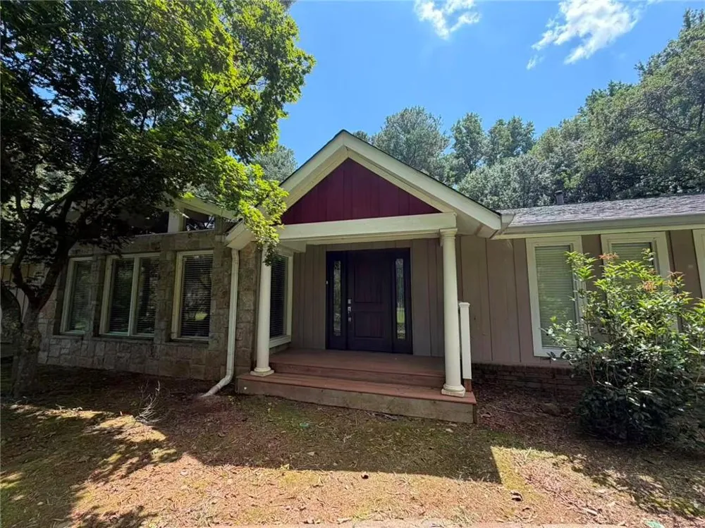250 Cagle Road Roswell, GA 30075