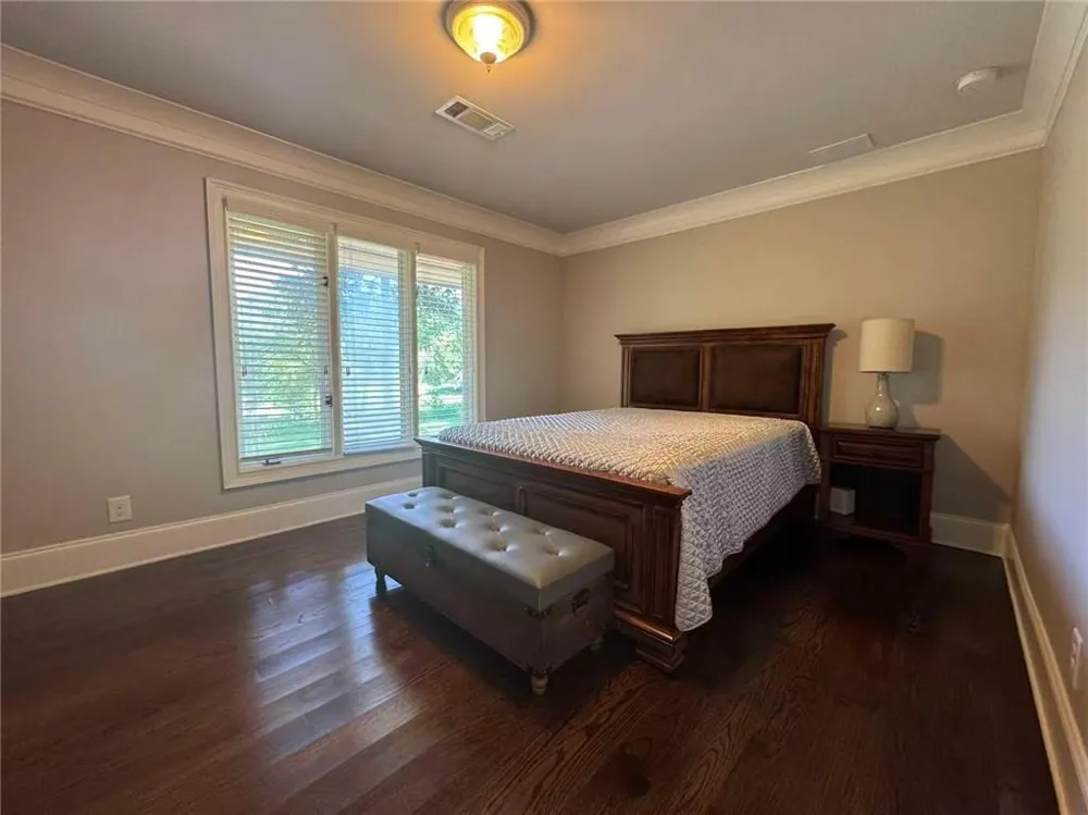 250 Cagle Road Roswell, GA 30075