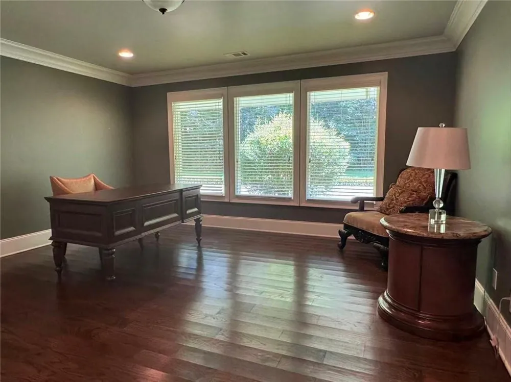 250 Cagle Road Roswell, GA 30075