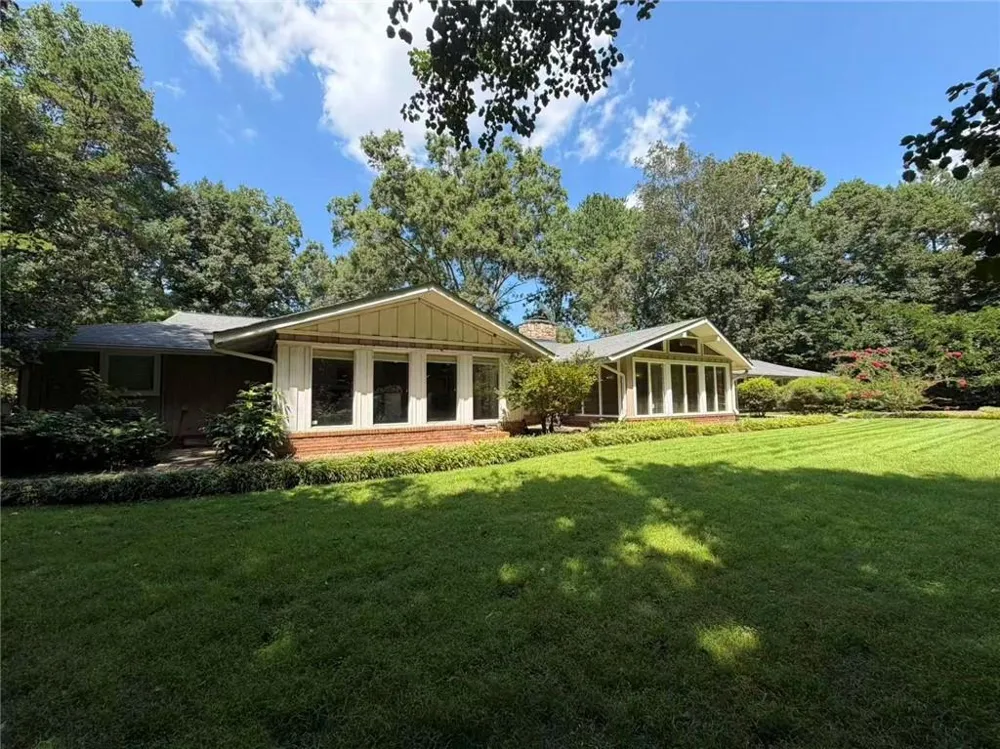 250 Cagle Road Roswell, GA 30075