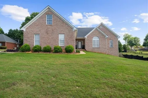 1330 Crimson Lane