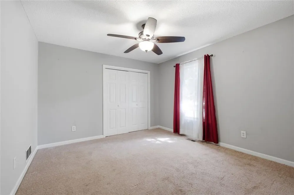 11212 Hemlock Road Hampton, GA 30228