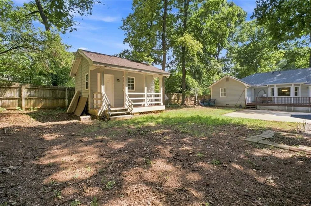11212 Hemlock Road Hampton, GA 30228