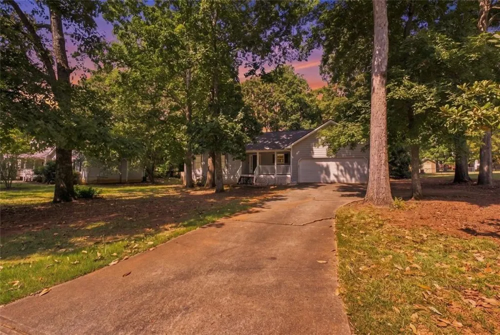 11212 Hemlock Road Hampton, GA 30228