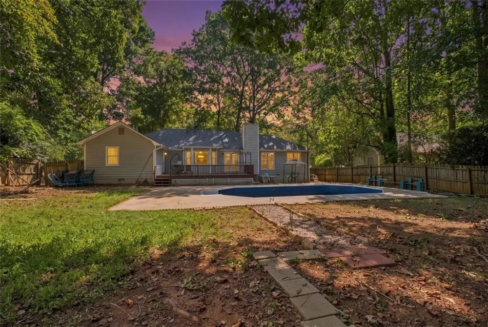 11212 Hemlock Road Hampton, GA 30228