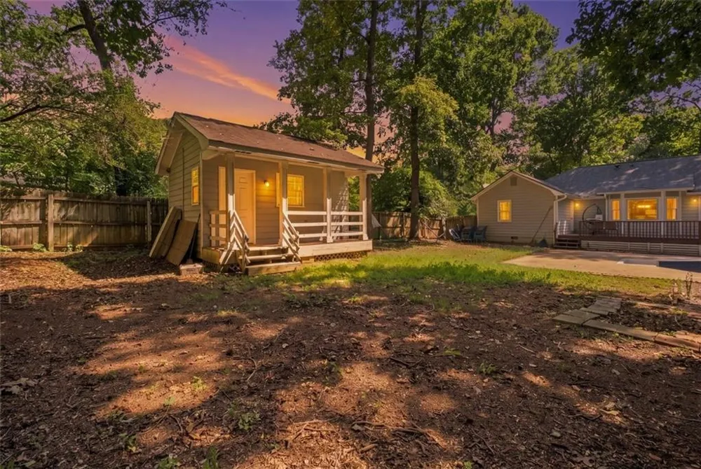 11212 Hemlock Road Hampton, GA 30228