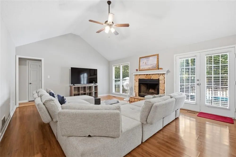 11212 Hemlock Road Hampton, GA 30228