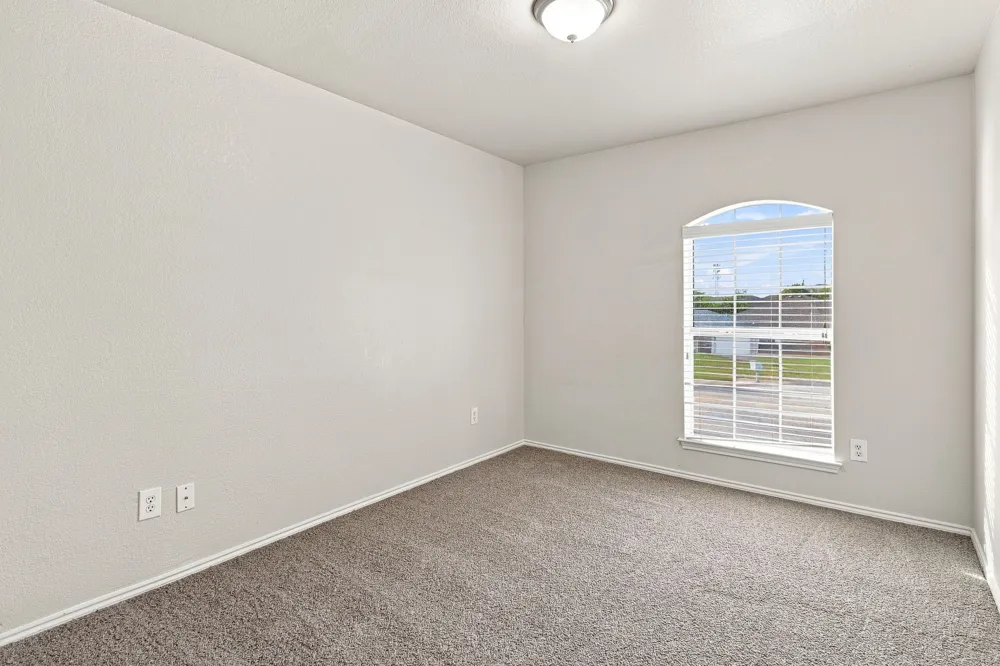 1512 Yellowbird Court DeSoto, TX 75115