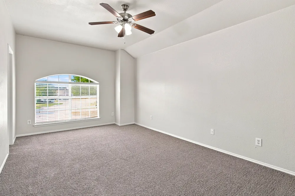 1512 Yellowbird Court DeSoto, TX 75115