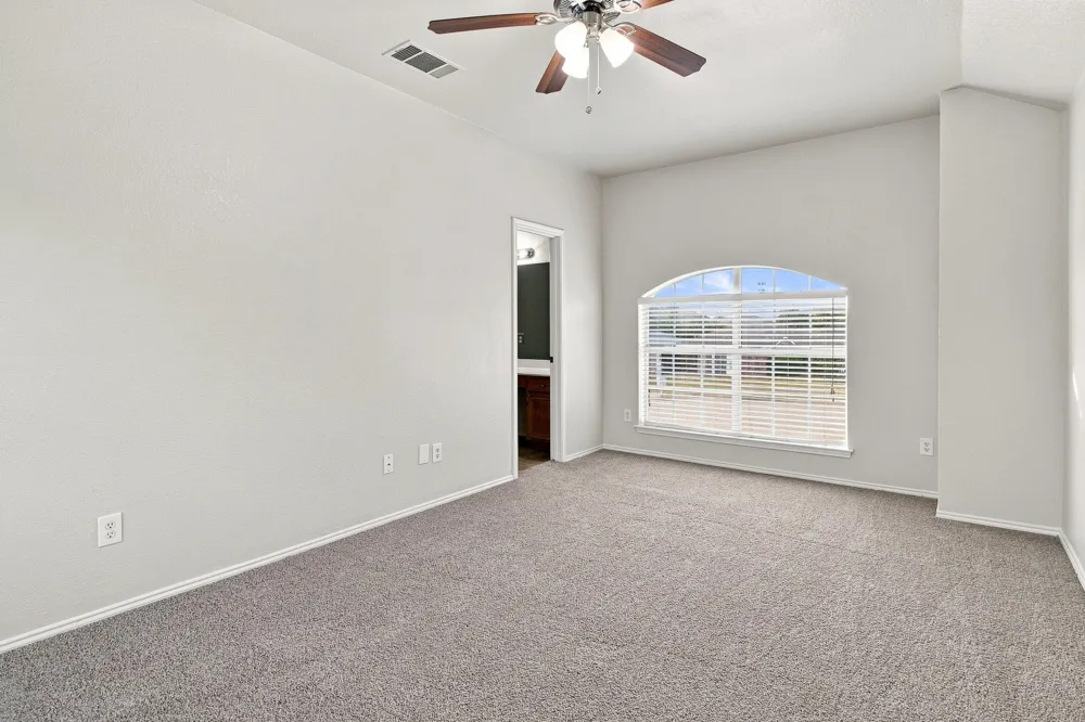1512 Yellowbird Court DeSoto, TX 75115