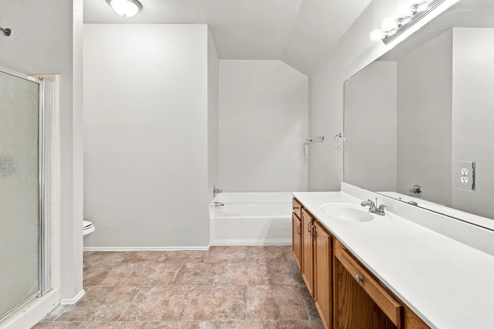 1512 Yellowbird Court DeSoto, TX 75115