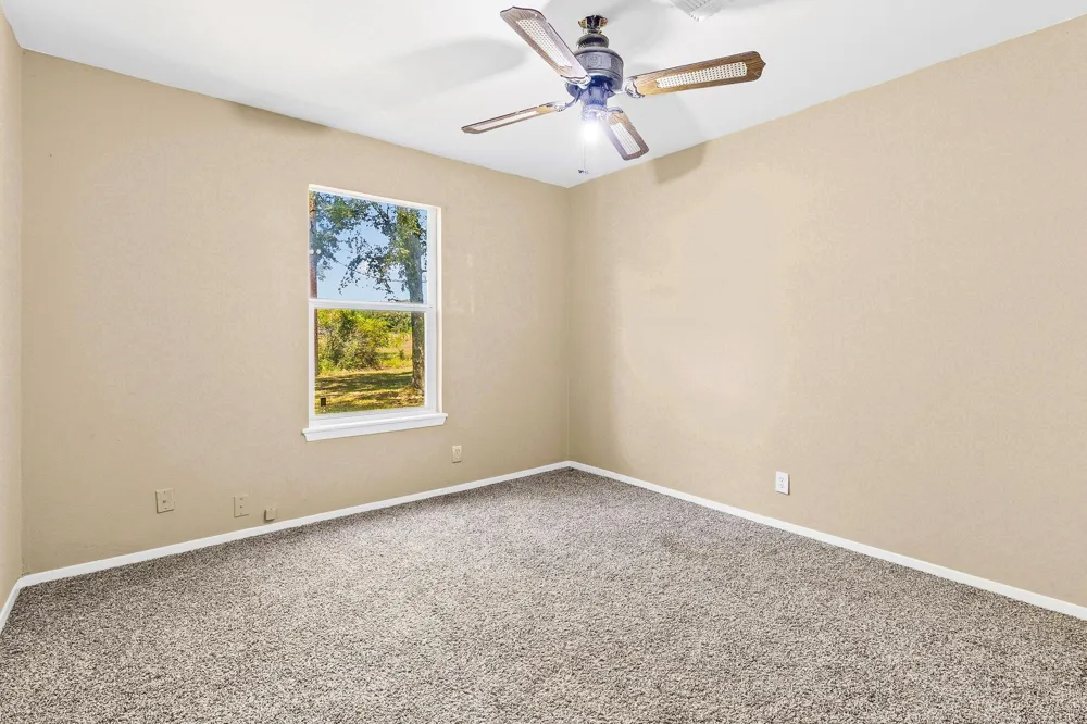 81 Westlake Road Trinity, TX 75862