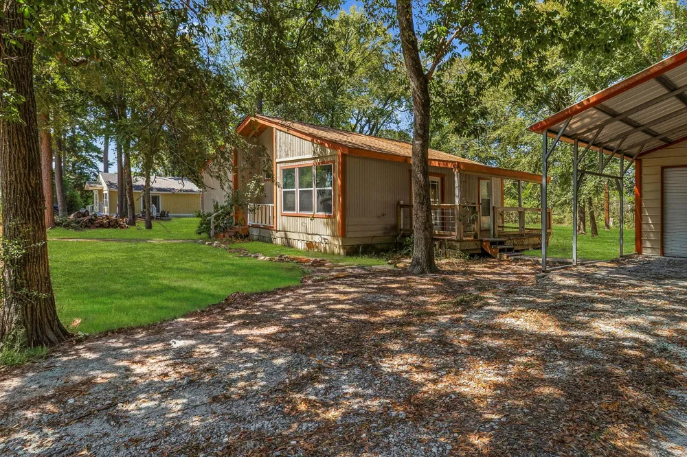 81 Westlake Road Trinity, TX 75862