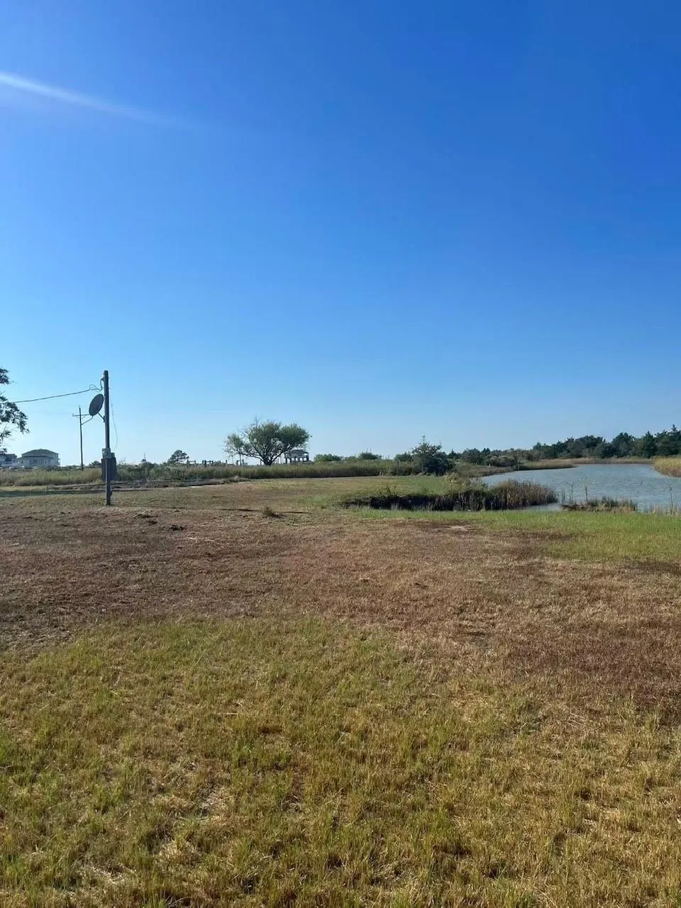708 Bayou Avenue Anahuac, TX 77514