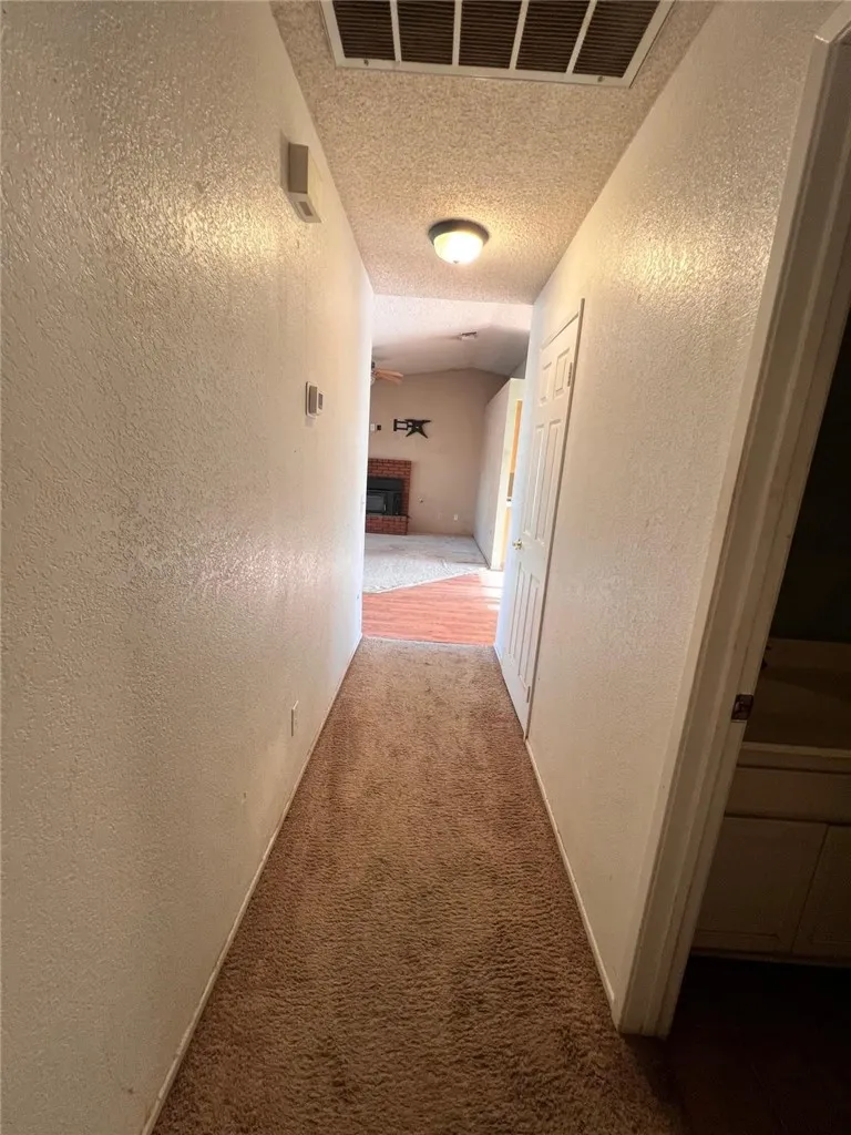 37045 96th E Littlerock, CA 93543