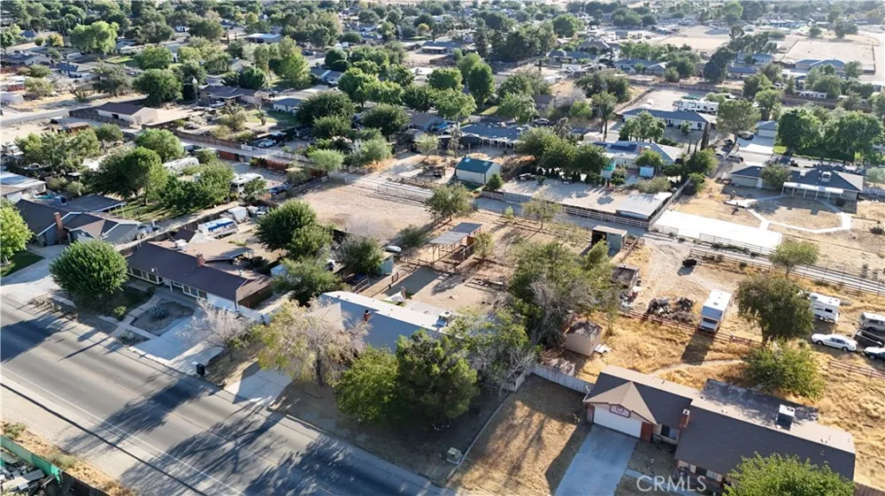 37045 96th E Littlerock, CA 93543