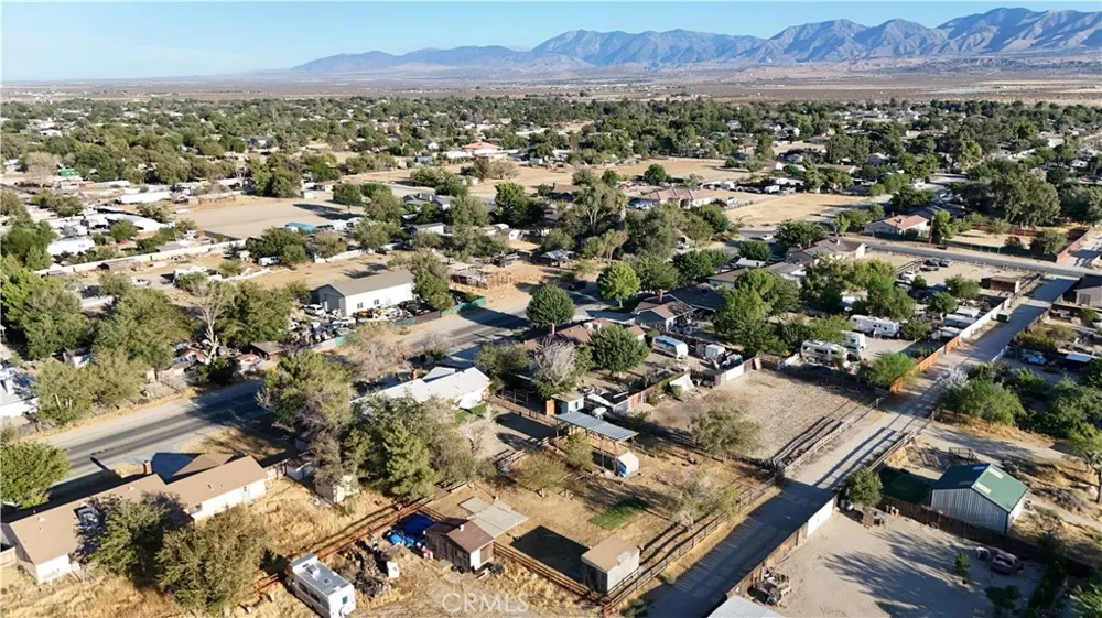 37045 96th E Littlerock, CA 93543