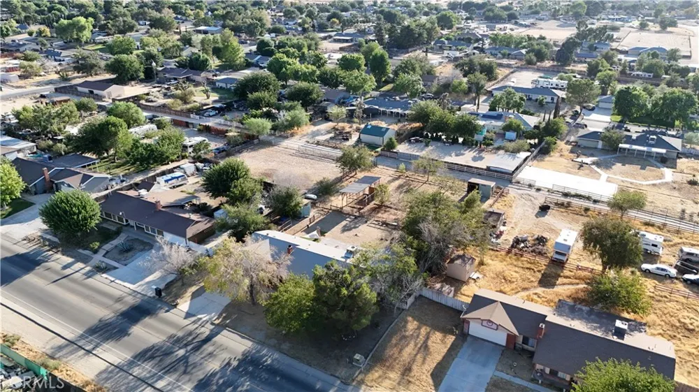 37045 96th E Littlerock, CA 93543