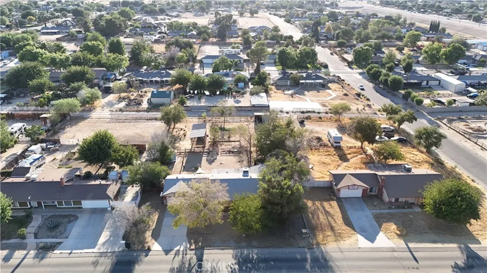 37045 96th E Littlerock, CA 93543