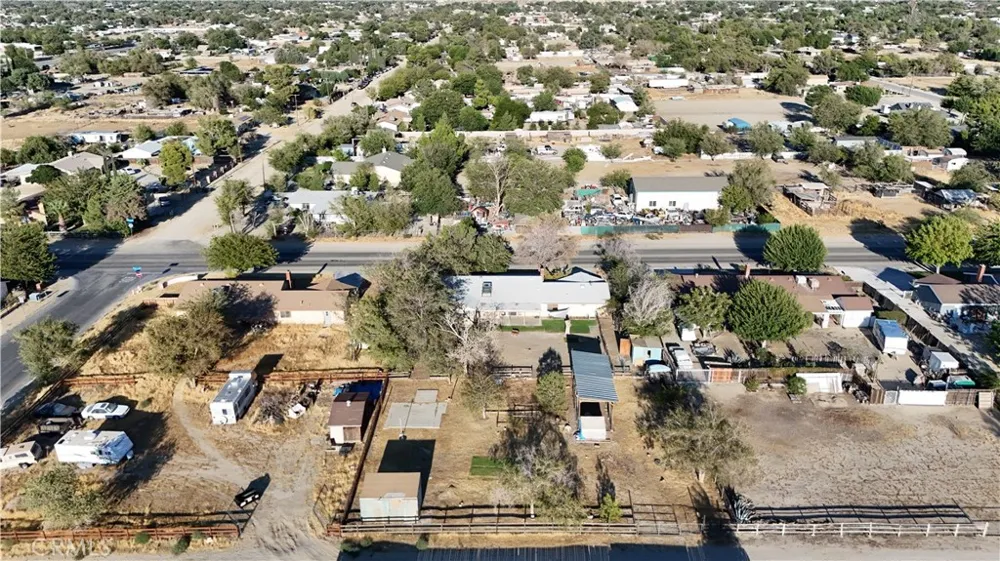 37045 96th E Littlerock, CA 93543