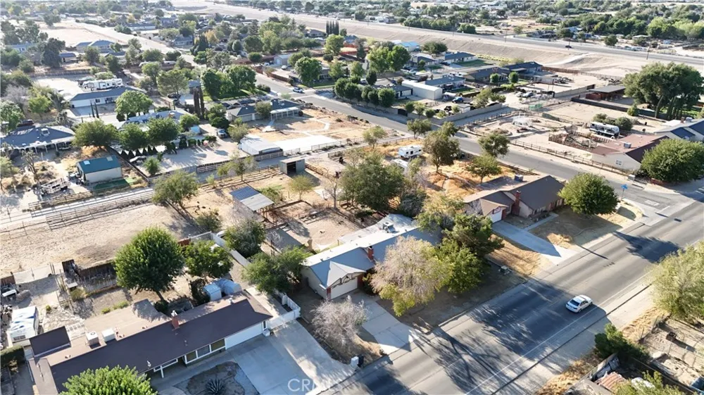 37045 96th E Littlerock, CA 93543