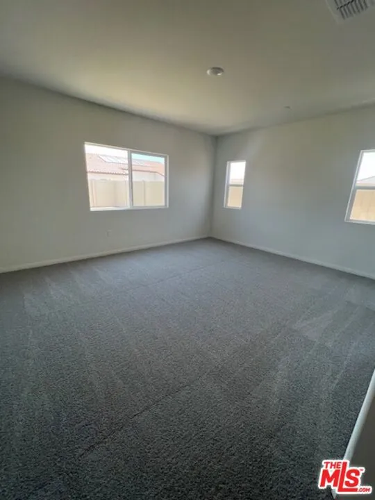 7318 Chetco River Street Bakersfield, CA 93311