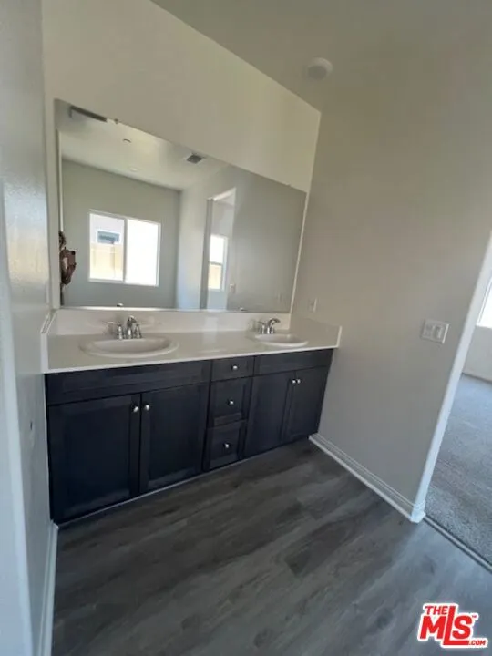7318 Chetco River Street Bakersfield, CA 93311