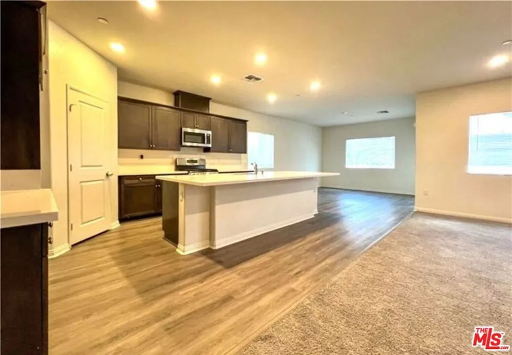 7318 Chetco River Street Bakersfield, CA 93311