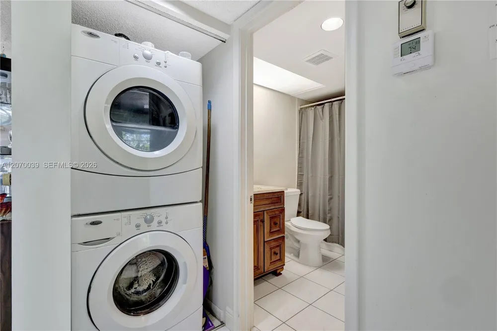 12500 SW 6th St #311N Pembroke Pines, FL 33027