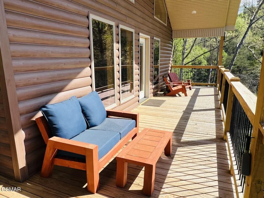 3550 Mountain Tyme Way Sevierville, TN 37862
