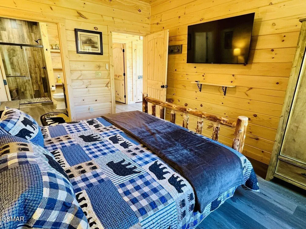 3550 Mountain Tyme Way Sevierville, TN 37862